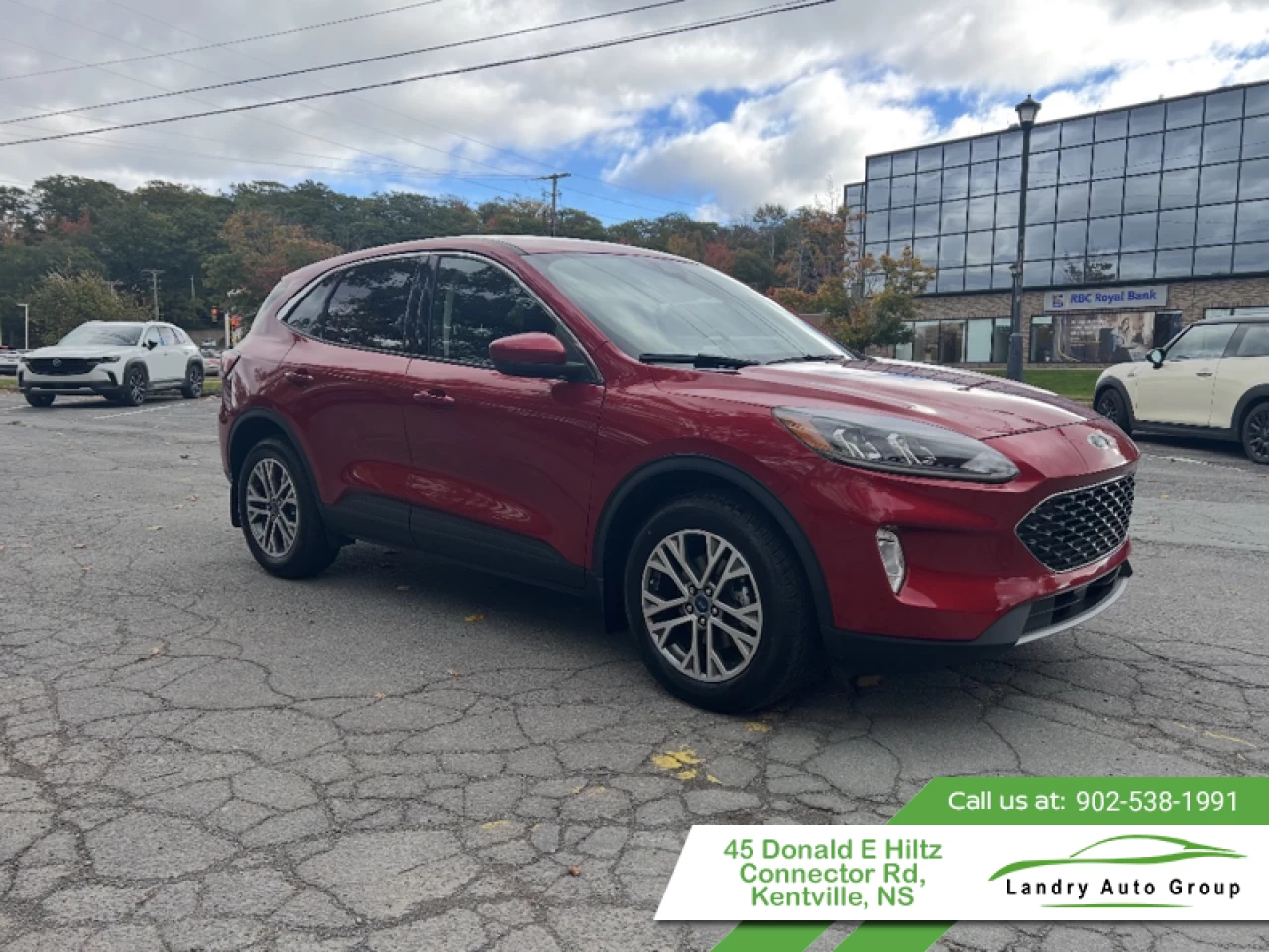2022 Ford Escape SEL AWD Main Image
