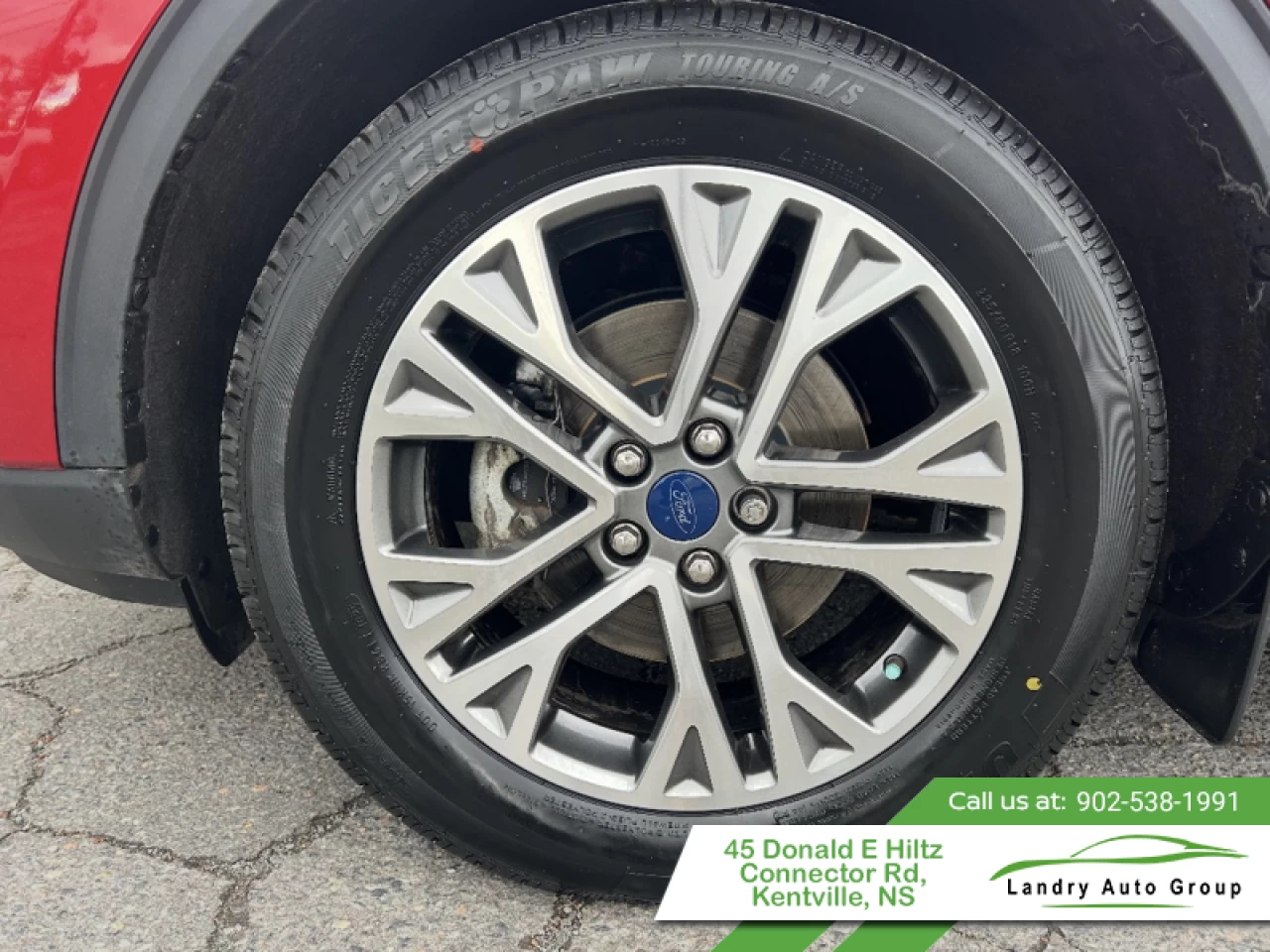 2022 Ford Escape SEL AWD Main Image