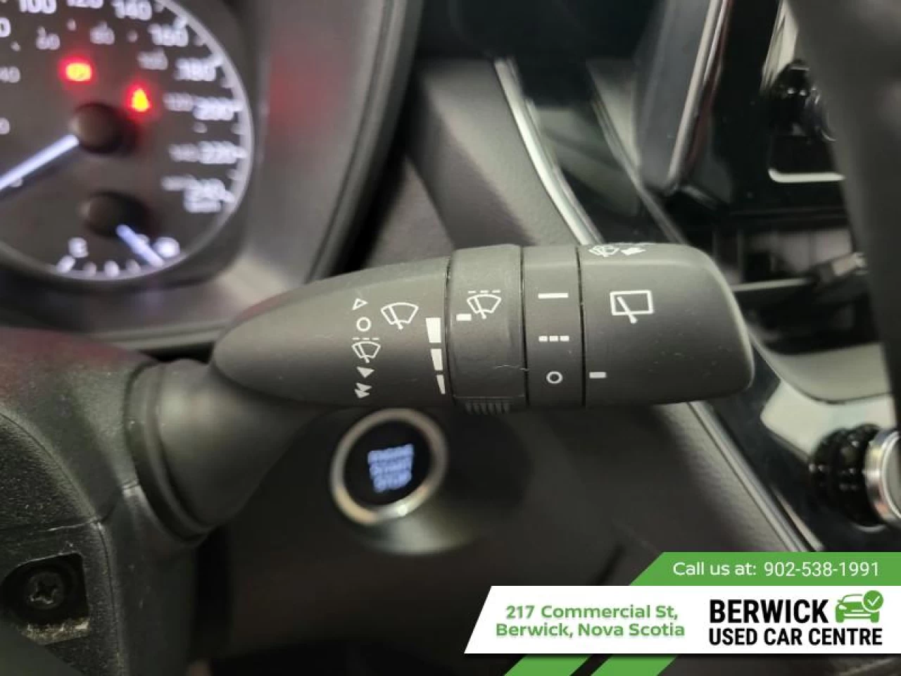 2023 Toyota Corolla Cross LE AWD Main Image