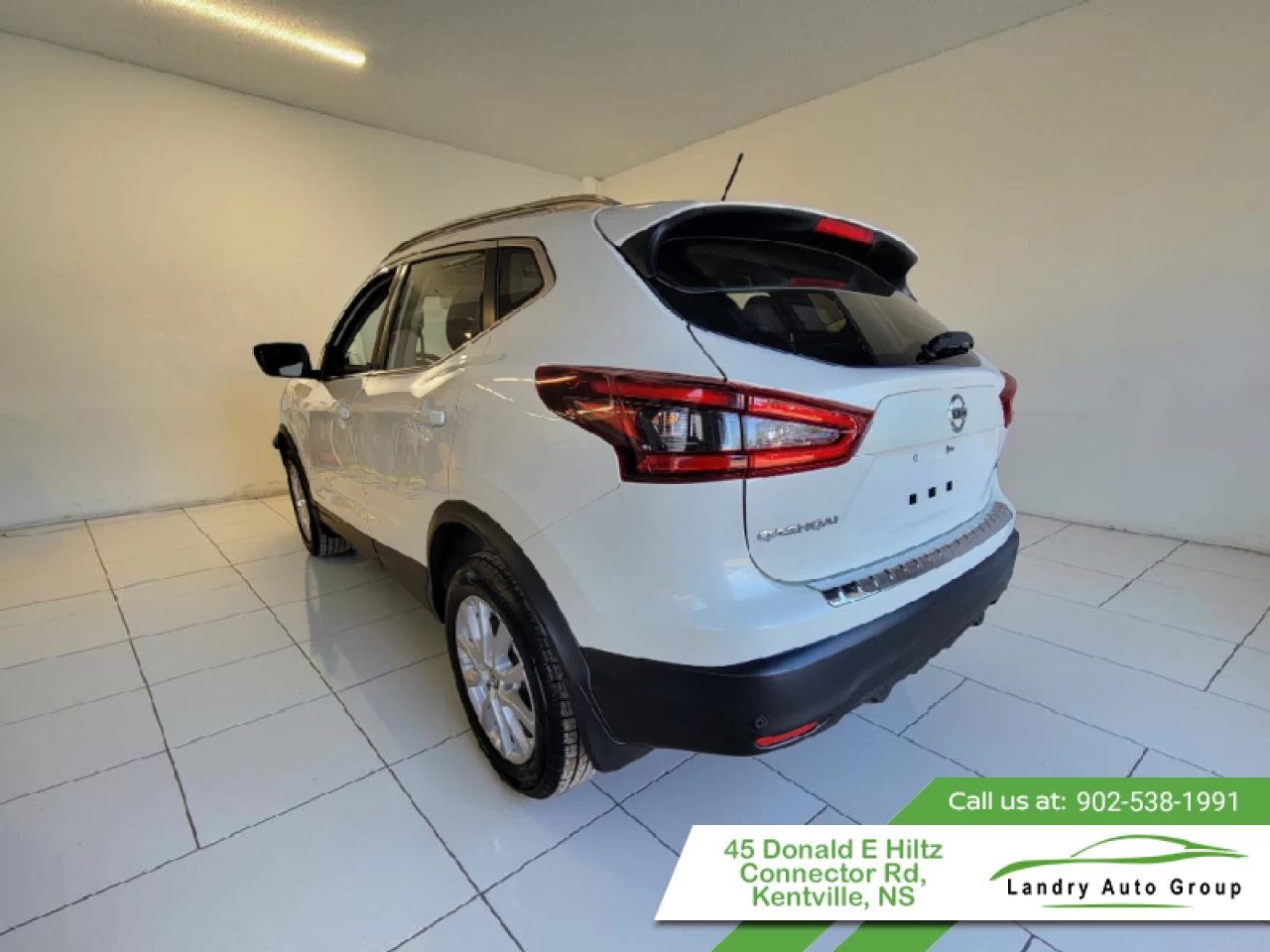 2023 Nissan Qashqai SV AWD Main Image