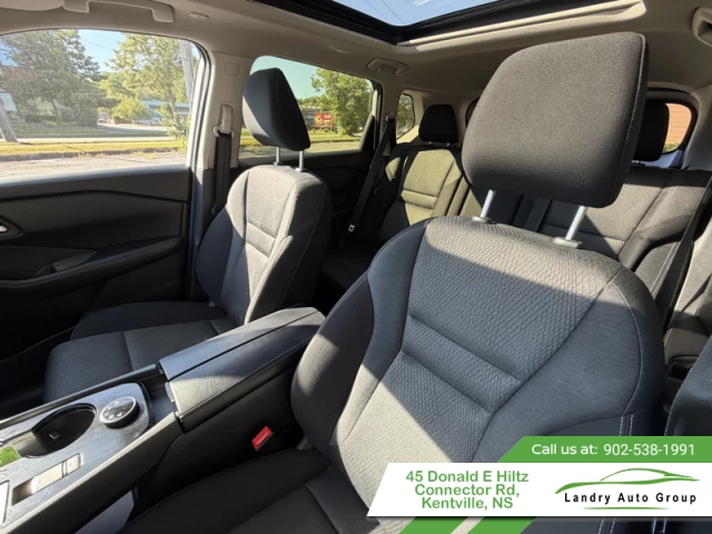 Nissan Rogue SV Moonroof 2024