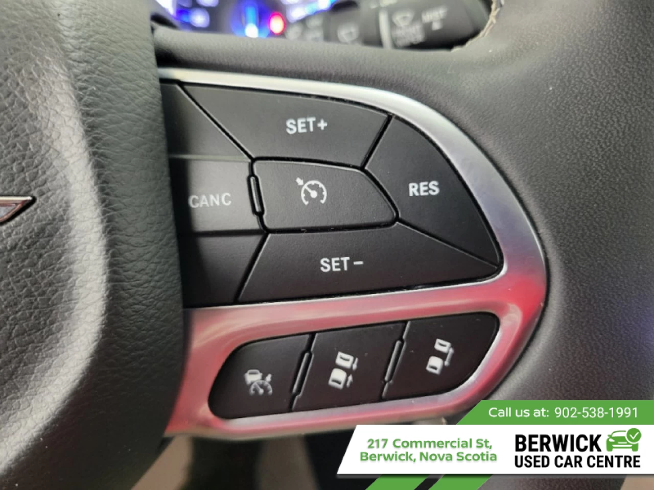 2023 Chrysler Pacifica Touring L Main Image