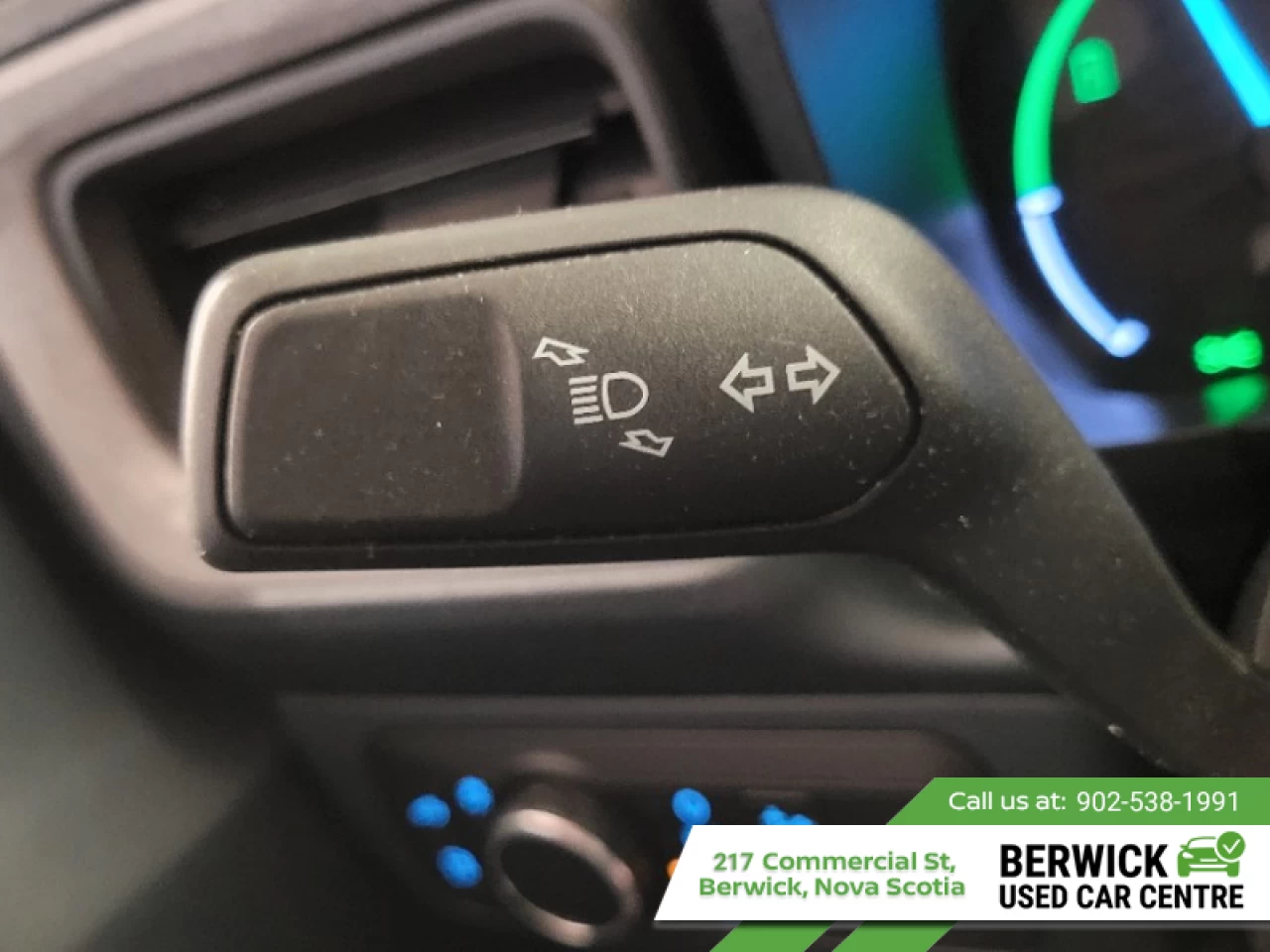 2022 Ford Maverick XLT HYBRID Main Image