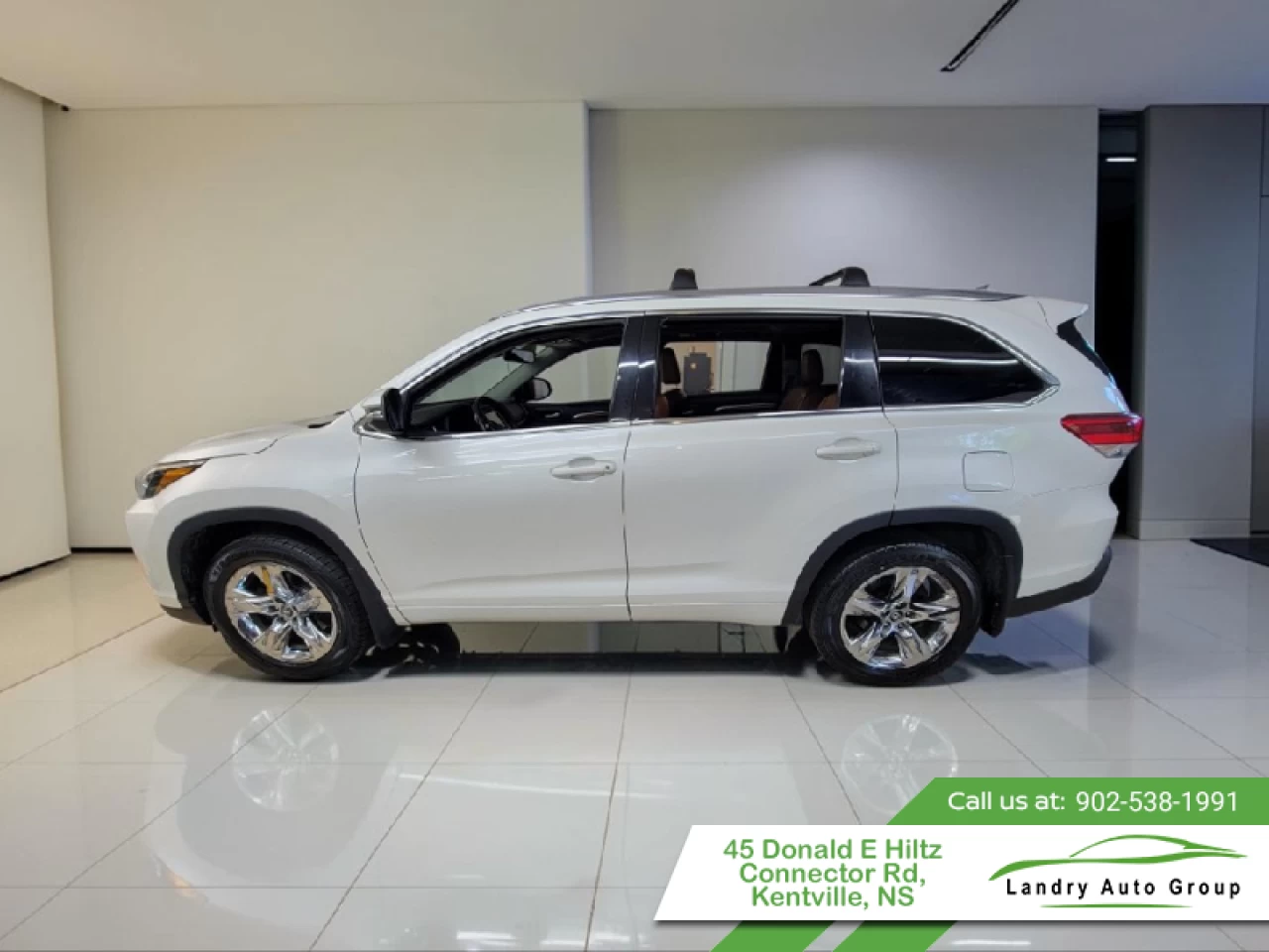 2018 Toyota Highlander Limited AWD Main Image
