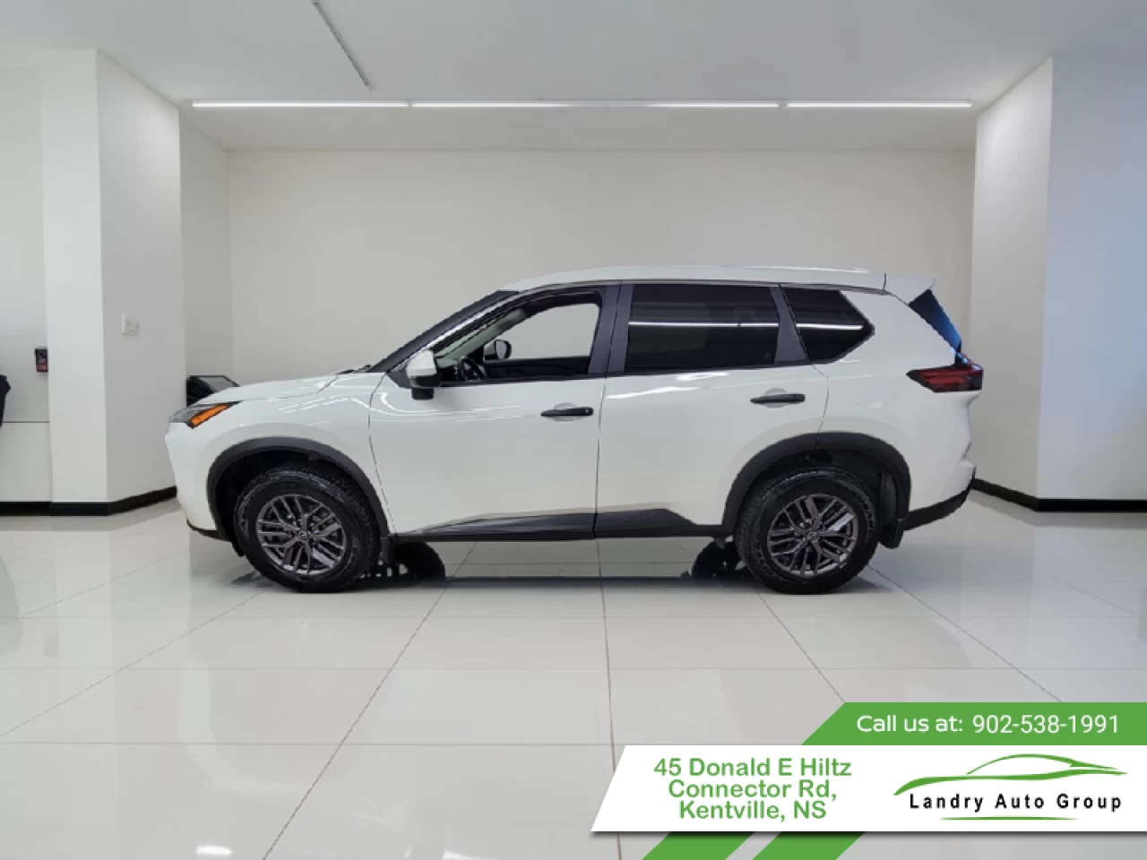 2024 Nissan Rogue S Main Image