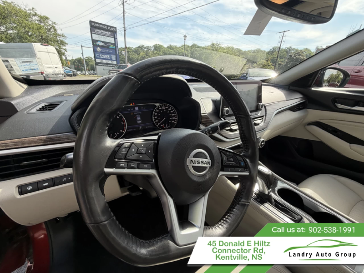 2022 Nissan Altima Platinum Main Image