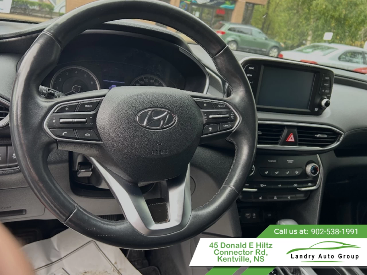 2020 Hyundai Santa Fe 2.4L Essential AWD w/Safety Package Main Image