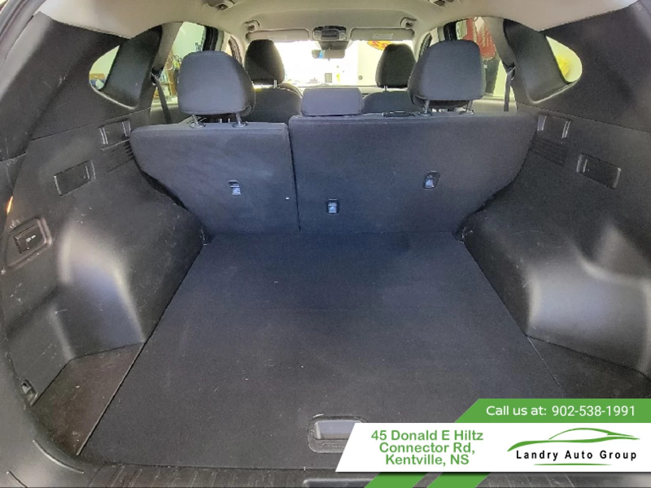 2022 Hyundai Tucson Essential AWD Main Image