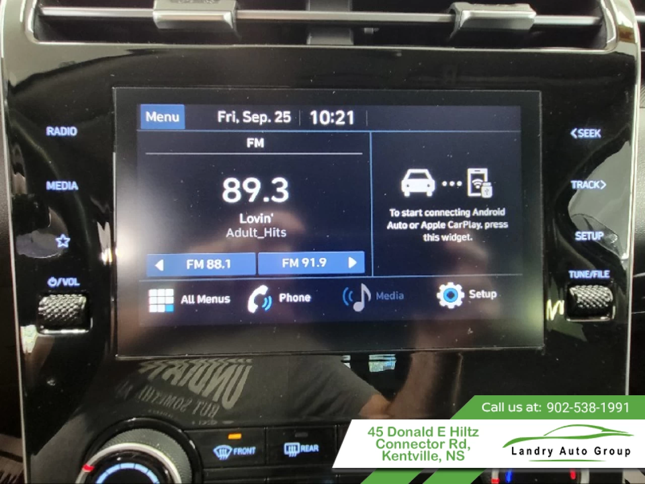 2022 Hyundai Tucson Essential AWD Main Image