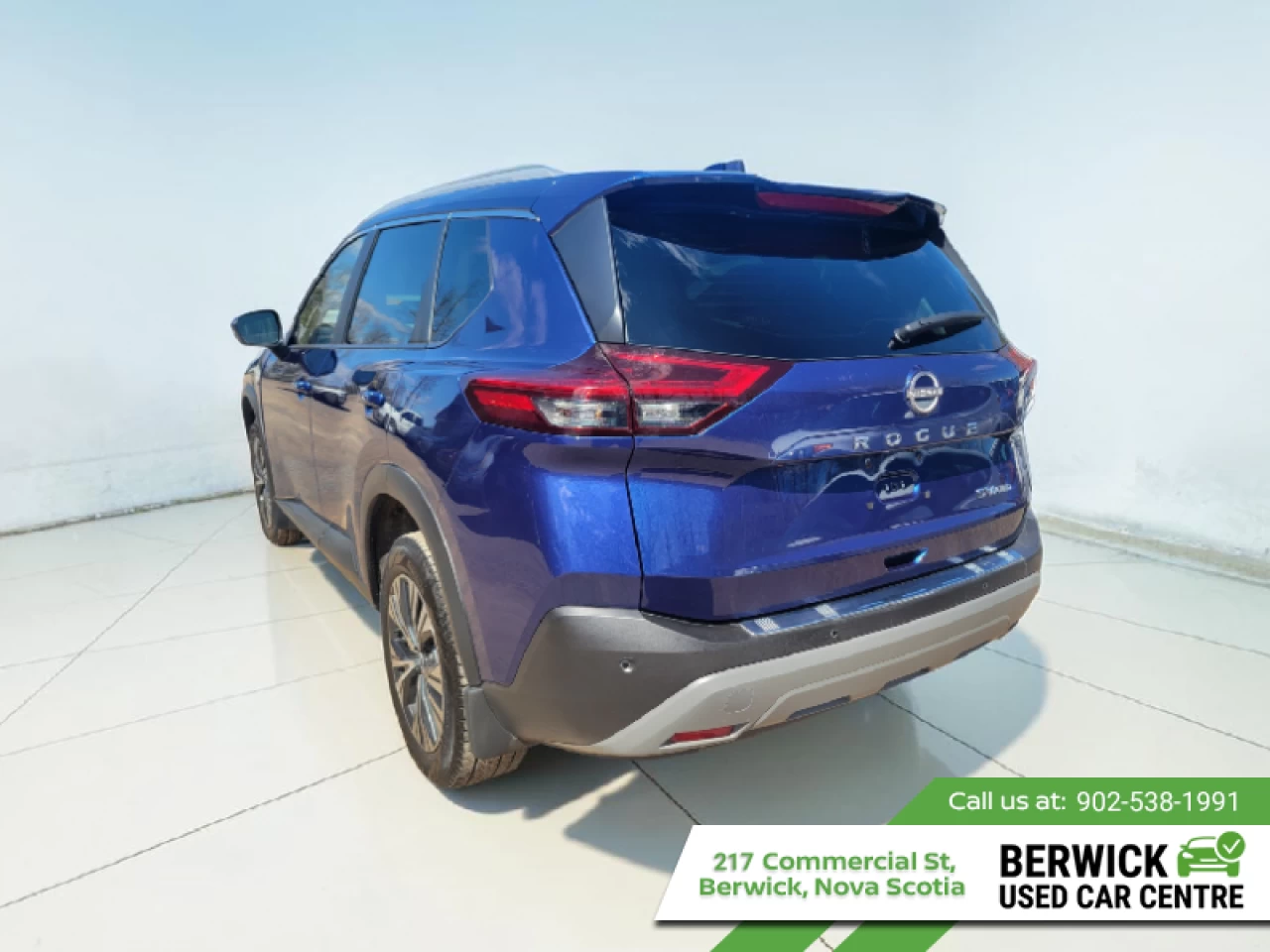 2023 Nissan Rogue SV Moonroof Main Image