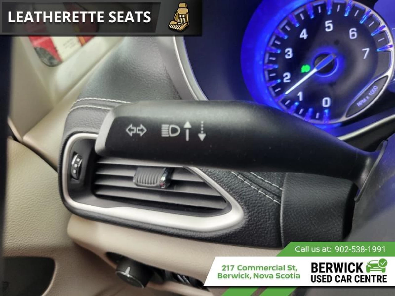 2023 Chrysler Pacifica Touring L Main Image