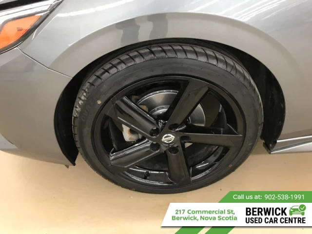 Nissan Sentra SR CVT 2021