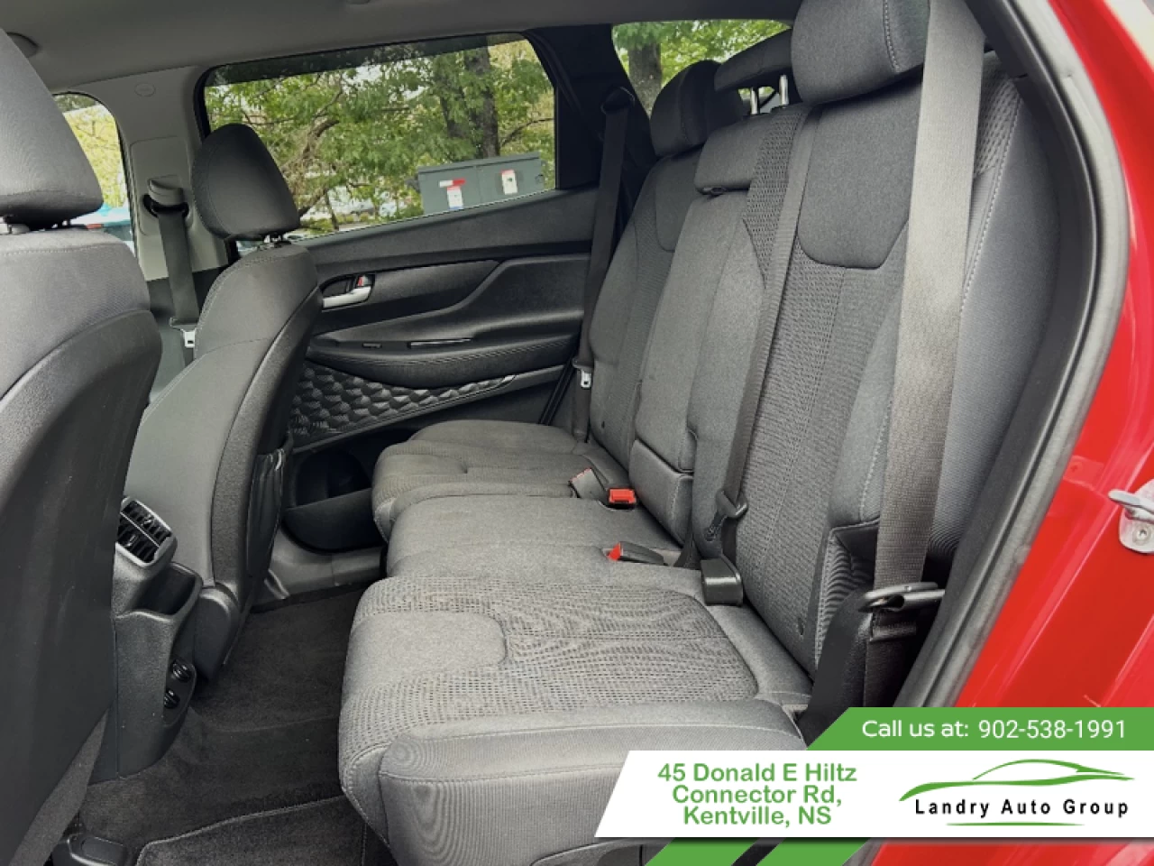 2020 Hyundai Santa Fe 2.4L Essential AWD w/Safety Package Main Image