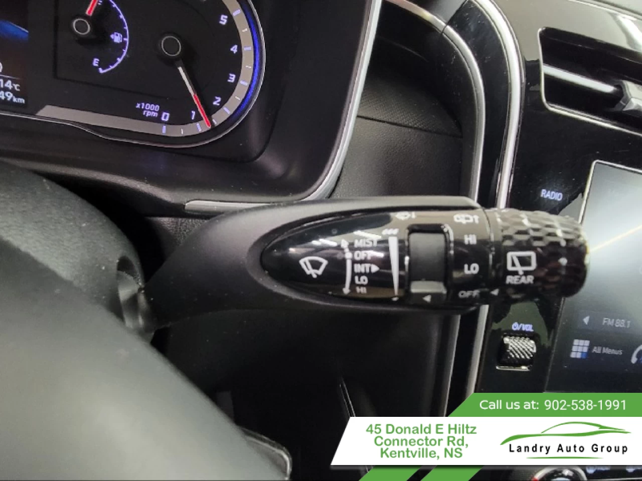 2022 Hyundai Tucson Essential AWD Main Image
