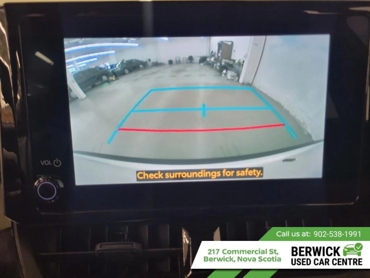 2023 Toyota Corolla Cross LE AWD Main Image