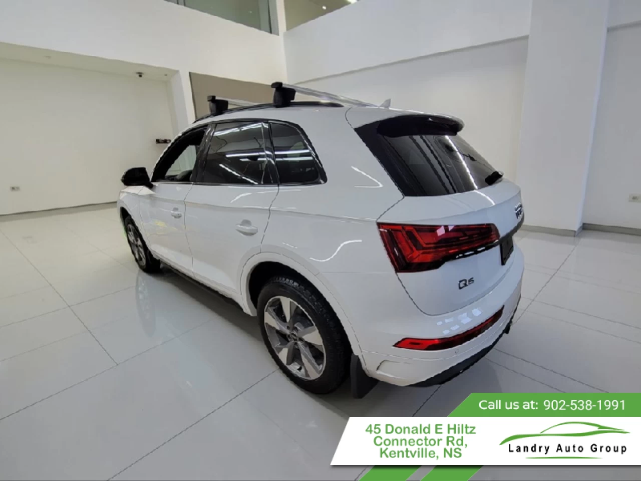 2023 Audi Q5 Komfort 40 TFSI quattro Main Image