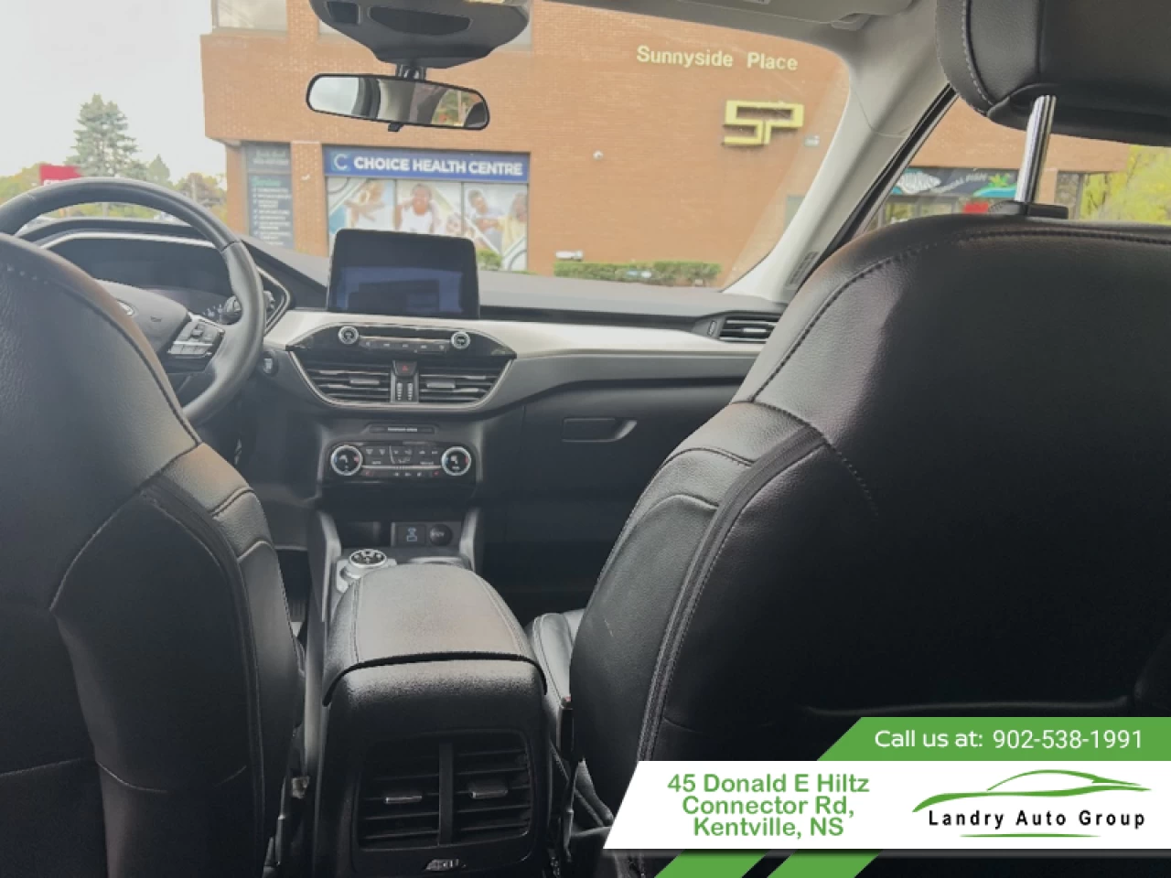 2022 Ford Escape SEL AWD Main Image