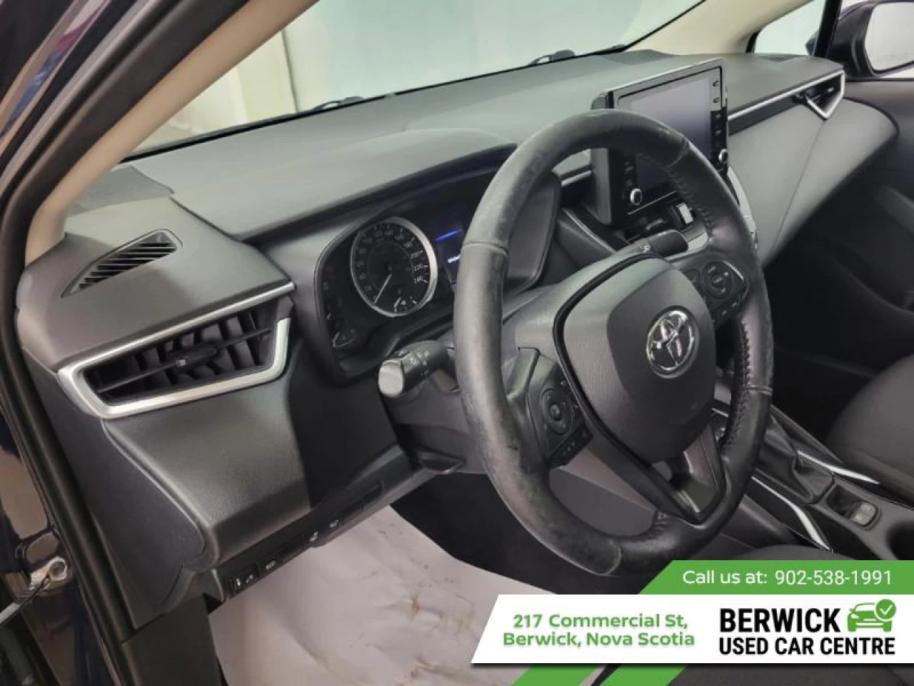 2022 Toyota Corolla L Main Image