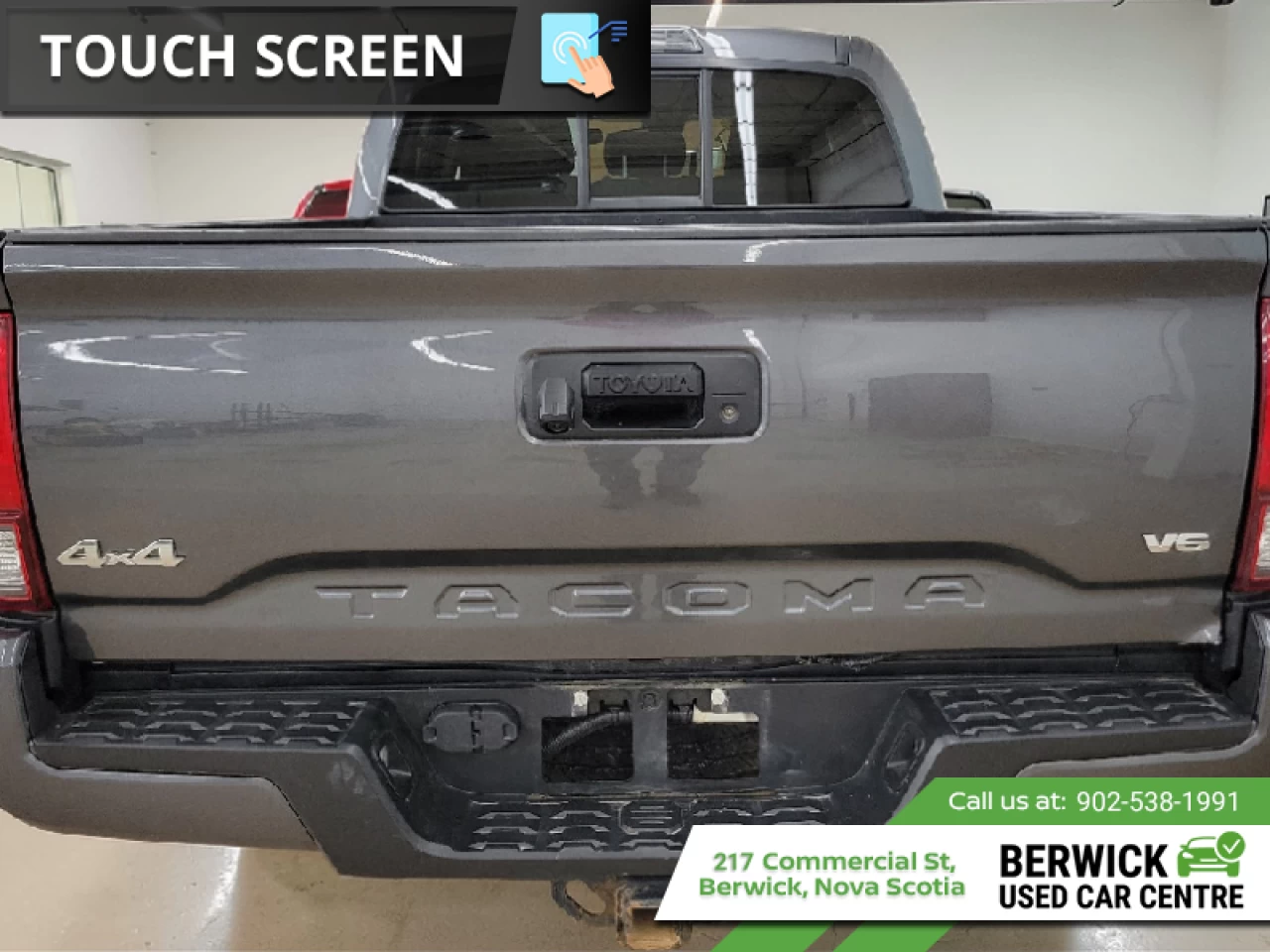 2022 Toyota Tacoma SR5 Main Image