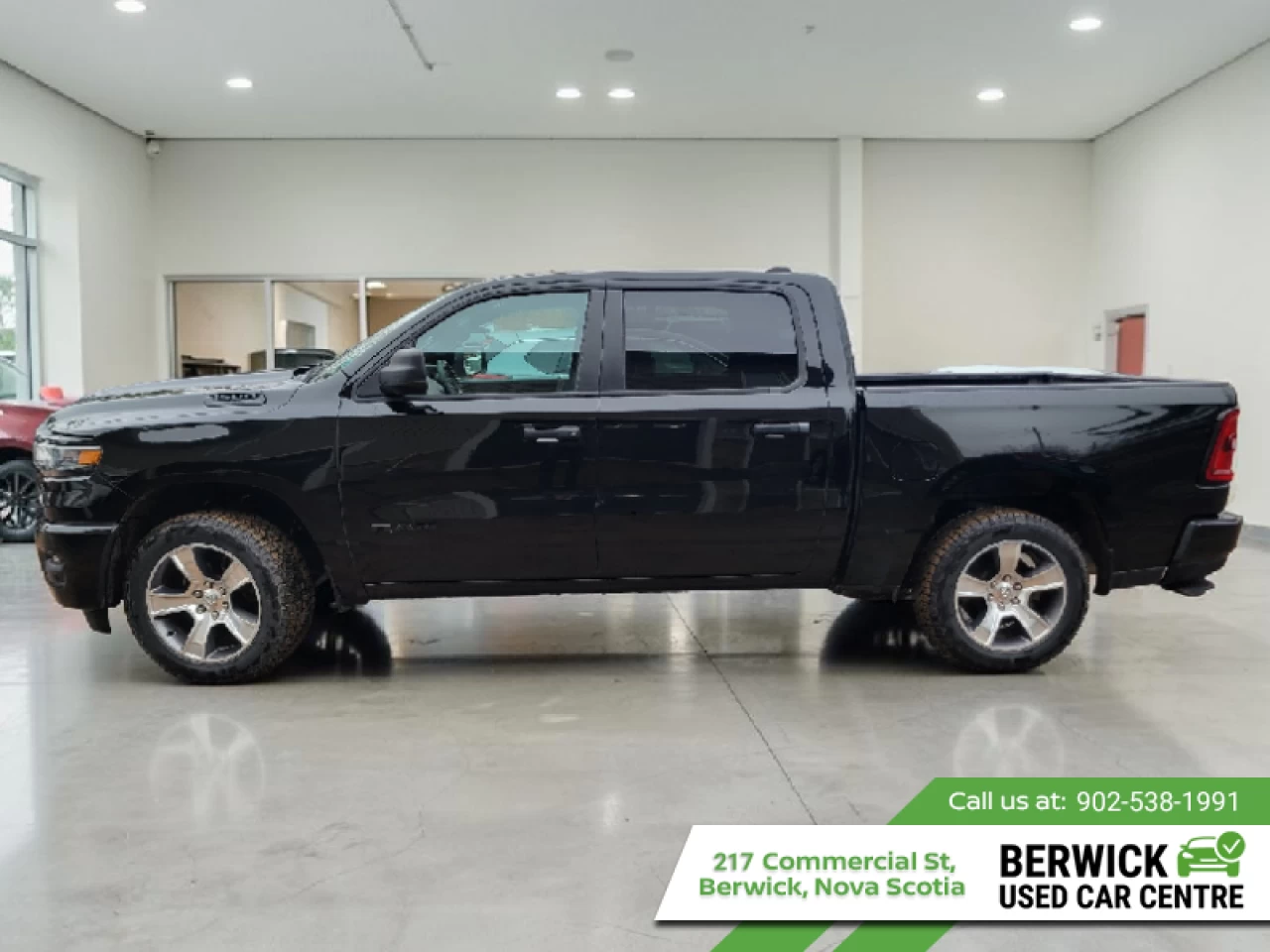 2025 Ram 1500 Tradesman Main Image