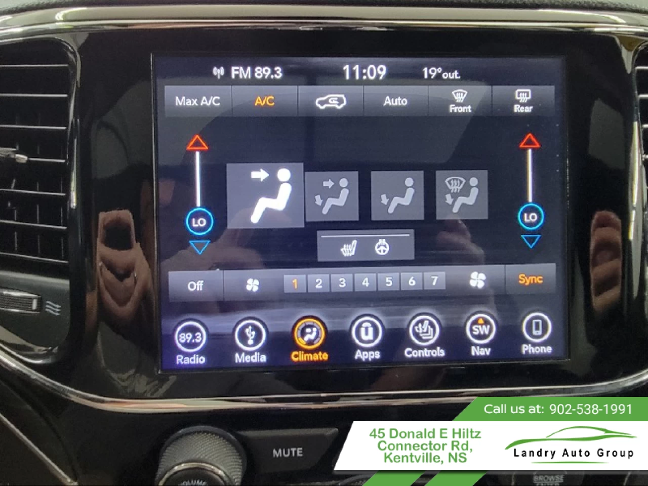 2019 Jeep Grand Cherokee Limited Main Image