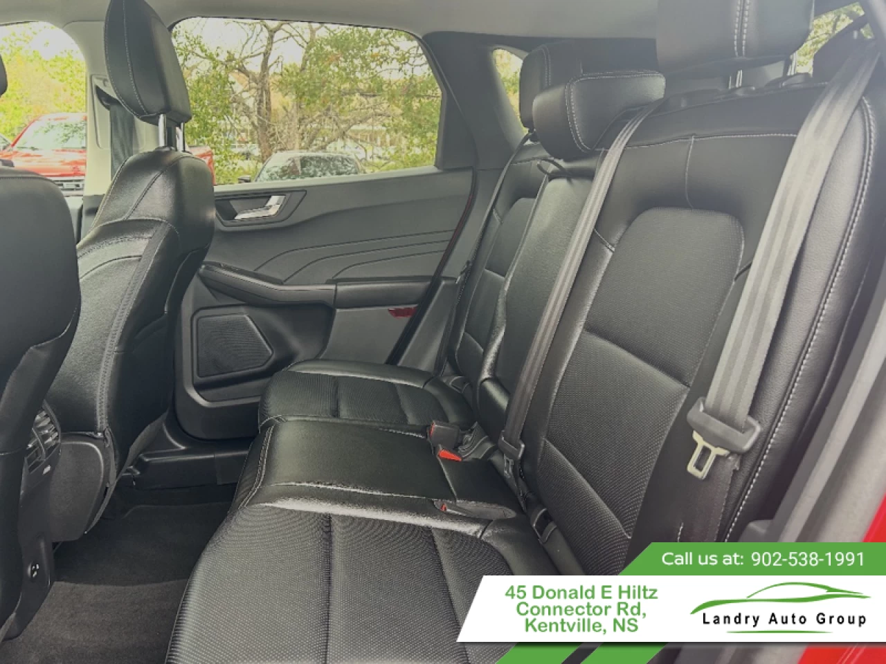 2022 Ford Escape SEL AWD Main Image