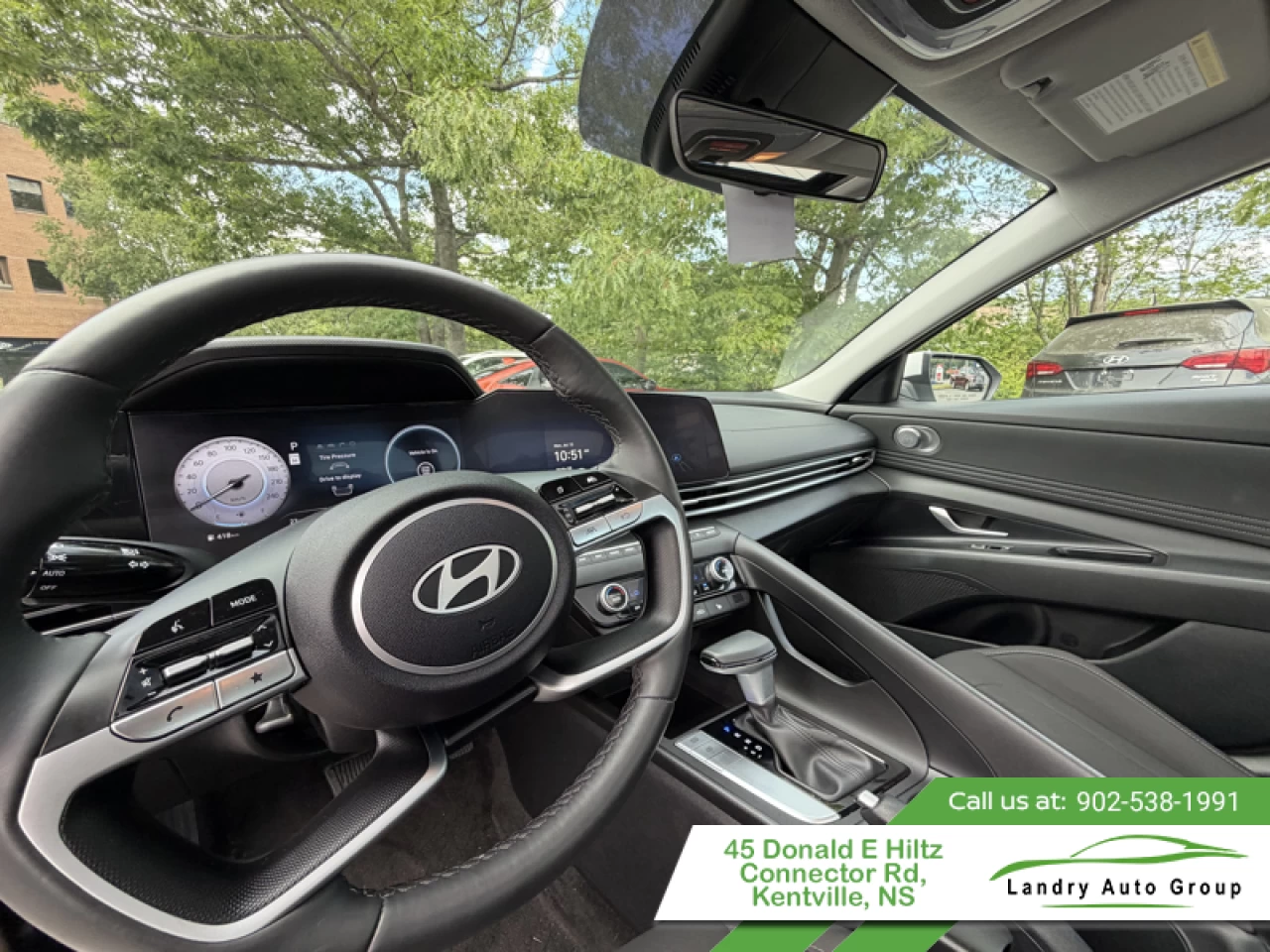 2025 Hyundai Elantra Preferred IVT w/Tech Pkg Main Image