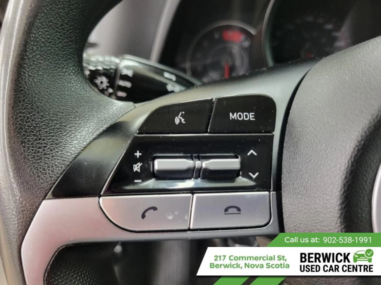 2021 Hyundai Elantra Essential Manual Main Image