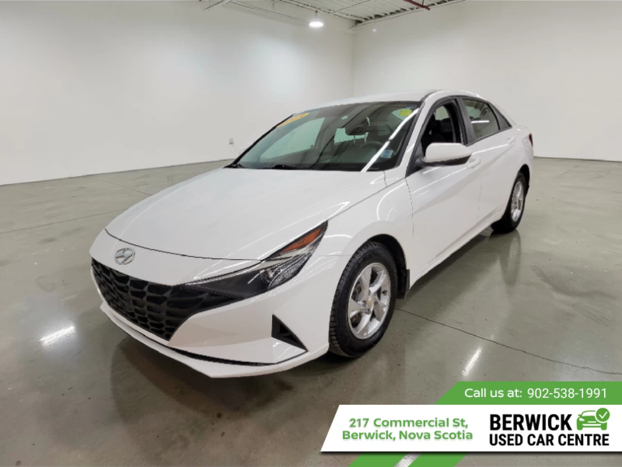 2021 Hyundai Elantra Essential Manual Main Image