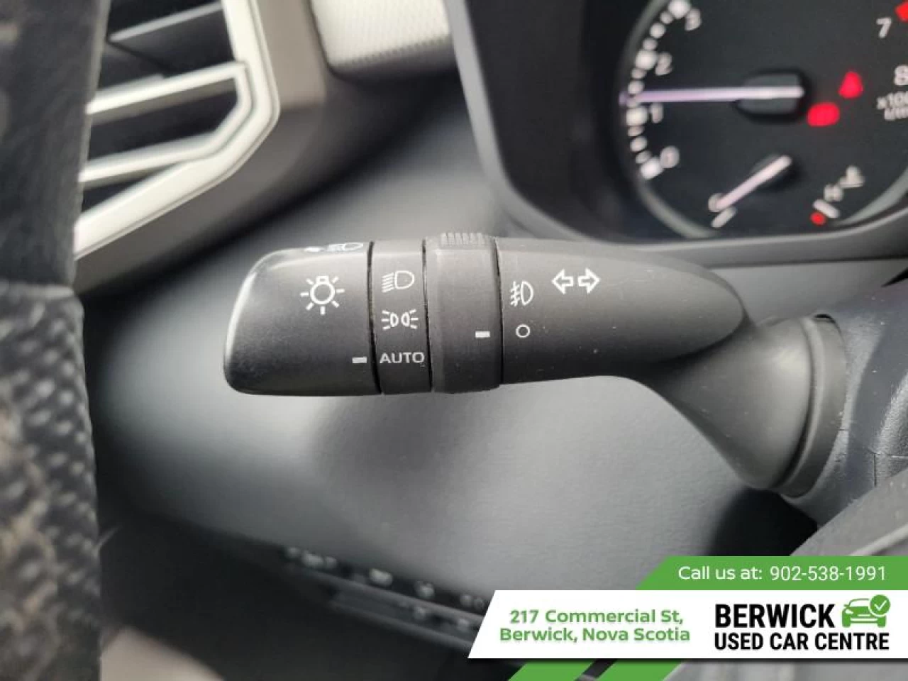 2022 Toyota Tundra Limited Main Image