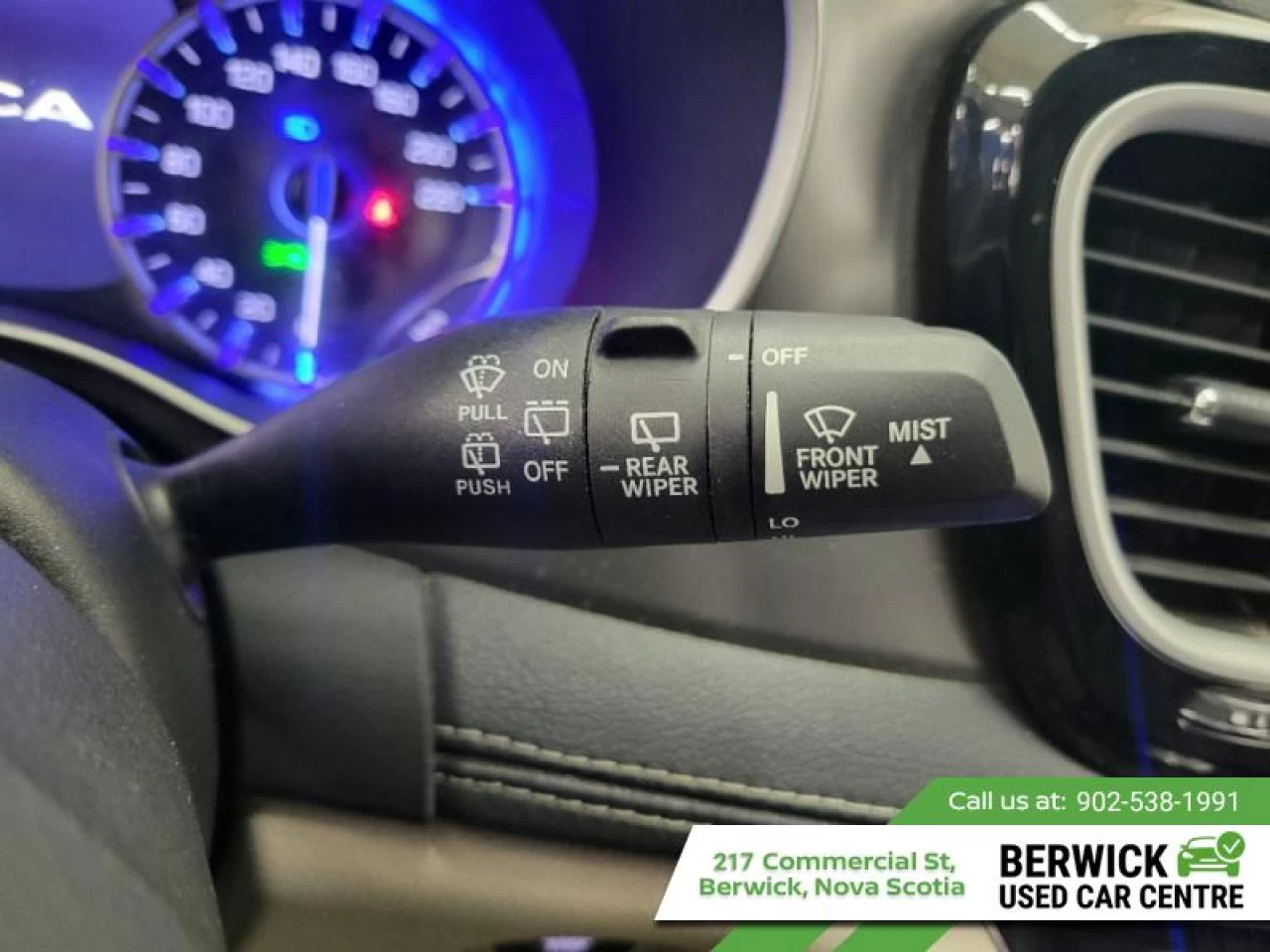 2023 Chrysler Pacifica Touring L Main Image