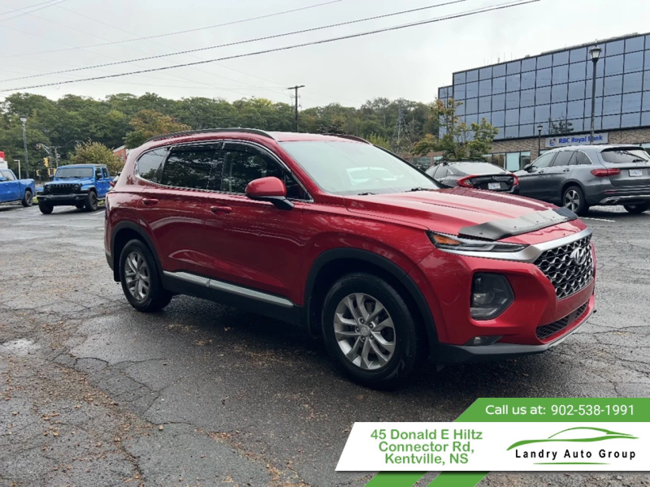 2020 Hyundai Santa Fe 2.4L Essential AWD w/Safety Package Main Image