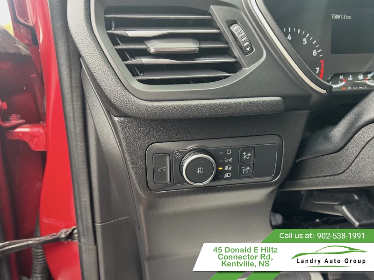 2022 Ford Escape SEL AWD Main Image